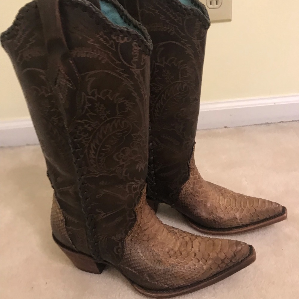 Corral vintage cowgirl boots